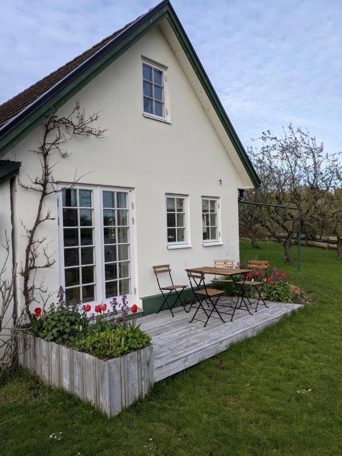 Hotel Lillan Torna Hallestad Exterior foto