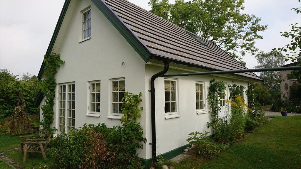 Hotel Lillan Torna Hallestad Exterior foto